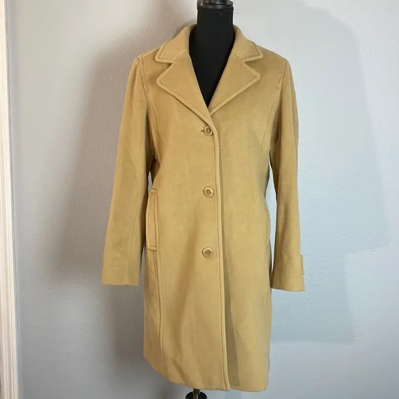 L.L. Bean Thinsulate Lambswool Jacket - Picture 2 of 11